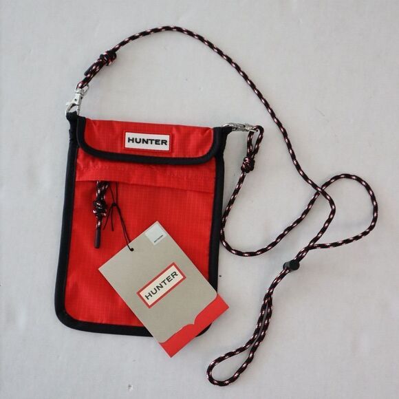 Hunter UBP7012KBM One Size Red Original Packable Phone Pouch Crossbody Bag - Picture 1 of 8